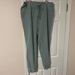 Under Armour Wind pants